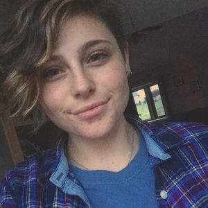 Meet your Posher, Brianna